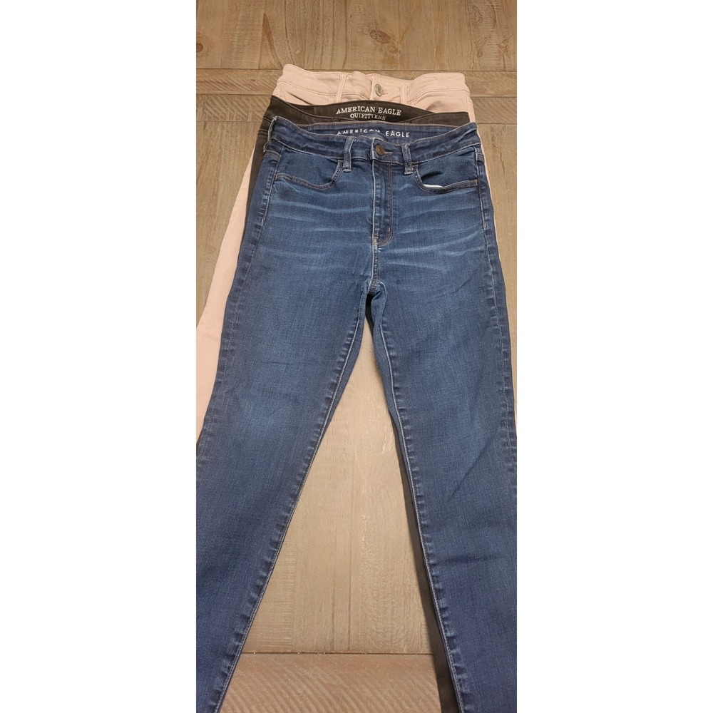 Bundle‎ Lot  3 Items American Eagle Womens Size 26x24 Blue Black Pink Jeans